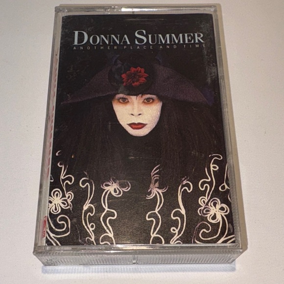 Donna Summer Cassette Tape - Picture 1 of 4
